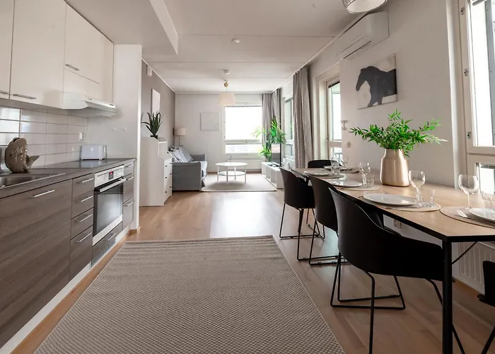 2ndhomes 2br With Sauna And Stunning Balcony