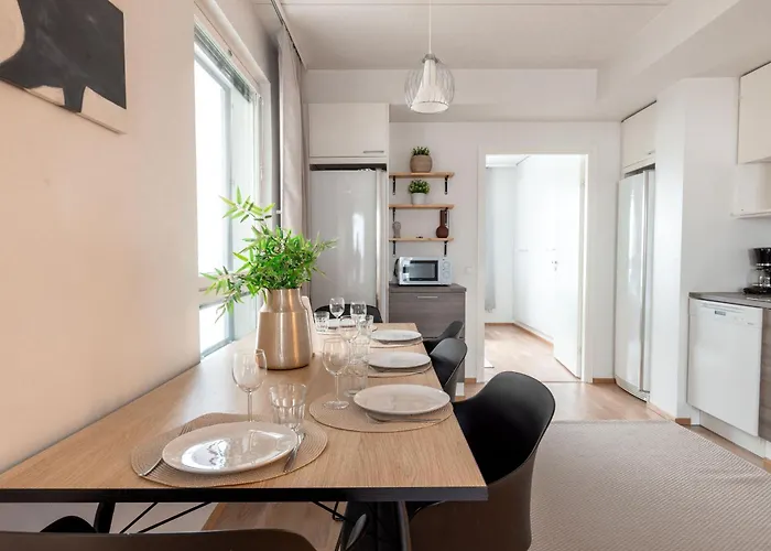 2ndhomes 2br With Sauna And Stunning Balcony *